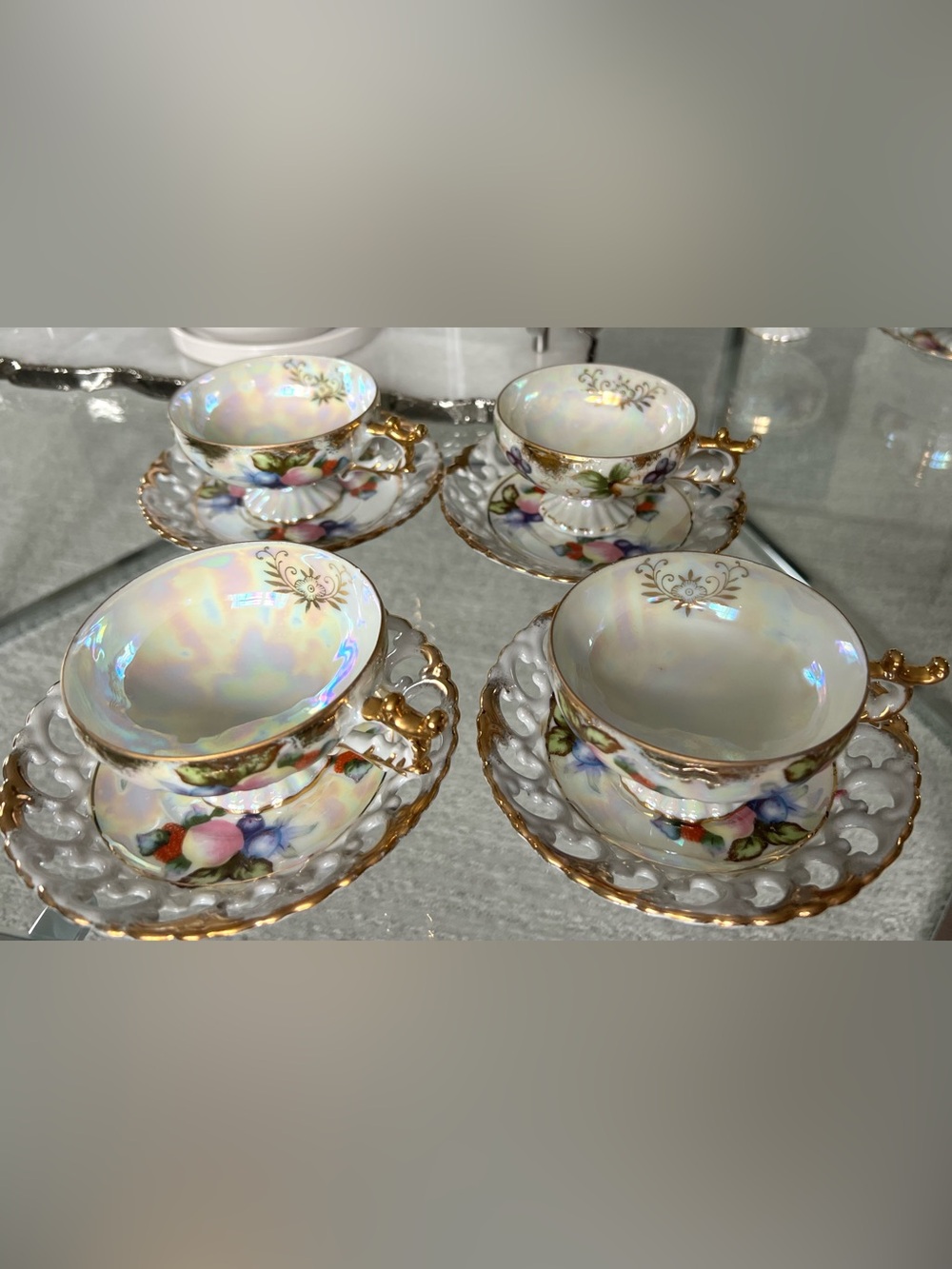 Vintage Japanese Royal Sealy lusterware tea cup & saucer set of 4